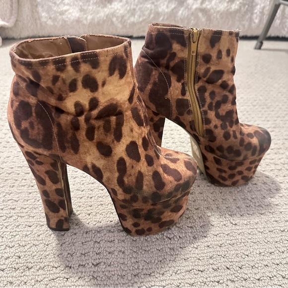 Classic Jeffrey Campbell Platforms Sz 7 - Picture 3 of 3
